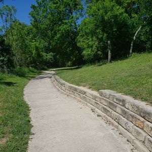 Meet your Posher, Lynessa